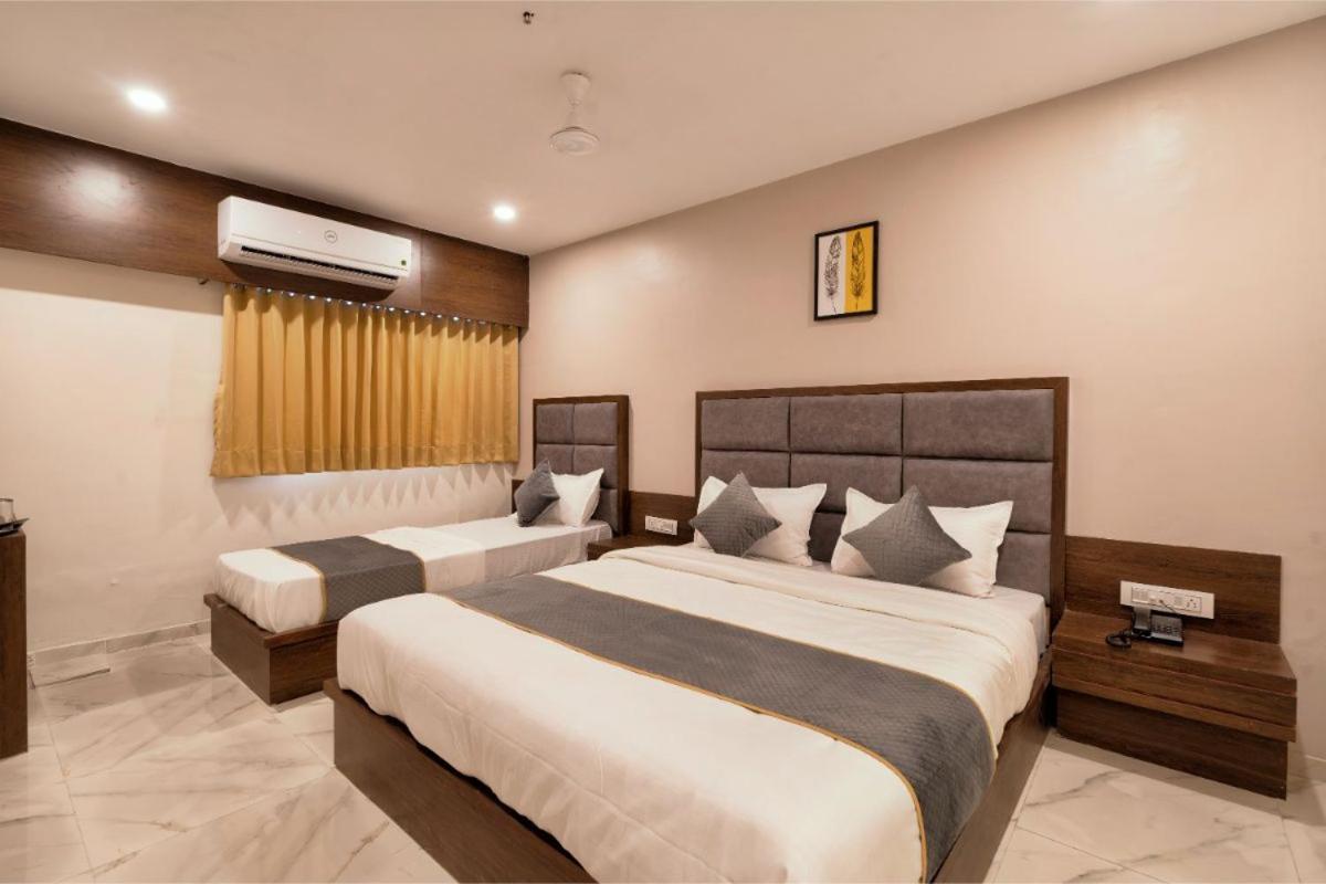 Hotel Royal 24 Ahmedabad