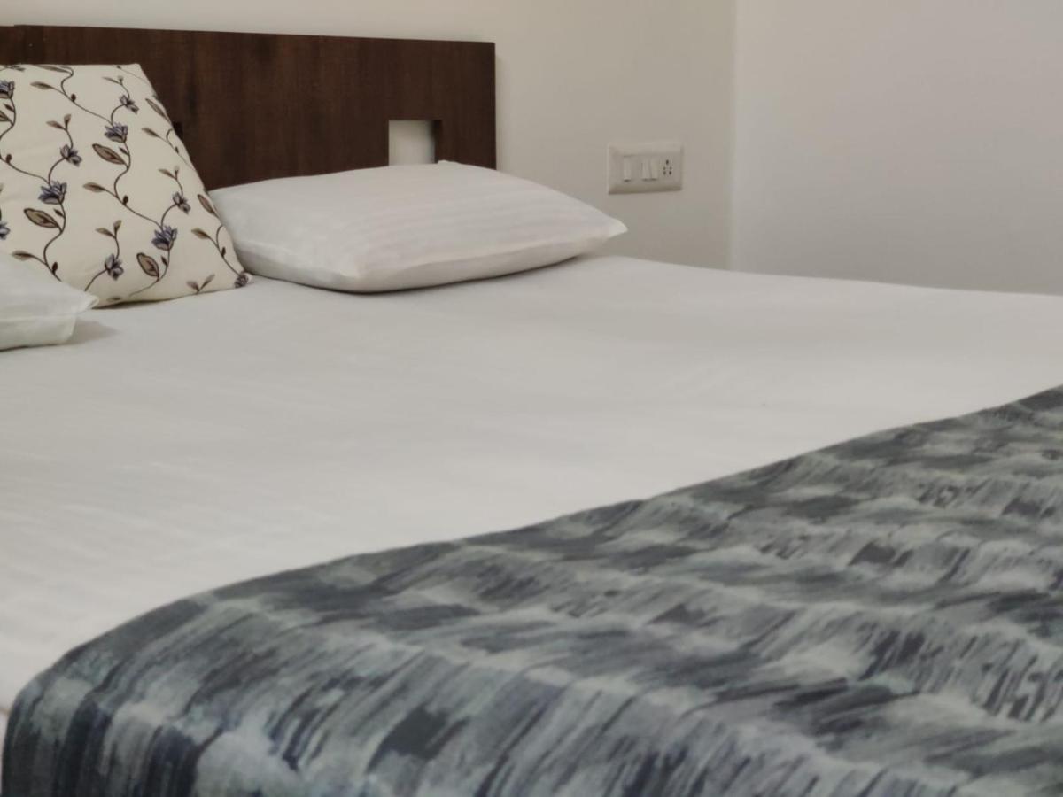 Srinekatan Heritage Homestay Guest house Ahmedabad