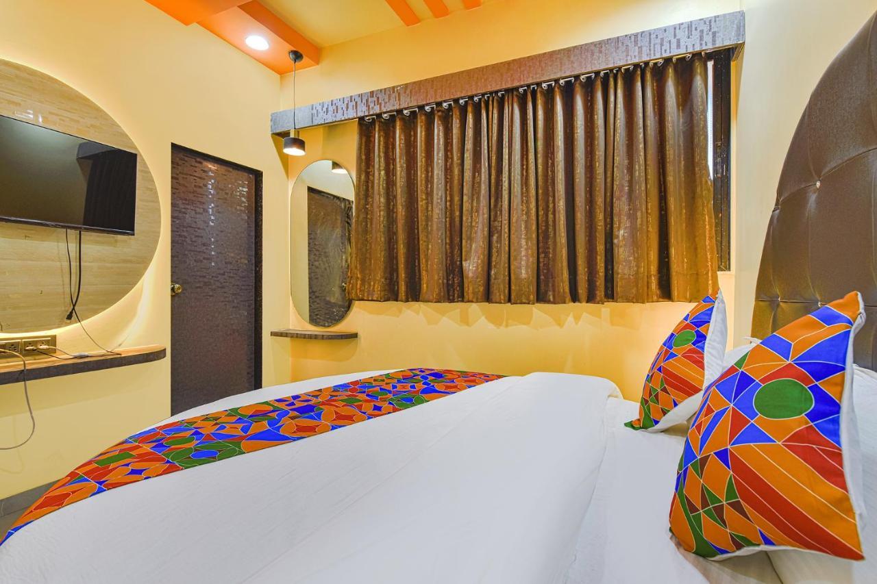 Fabhotel Max Hotel