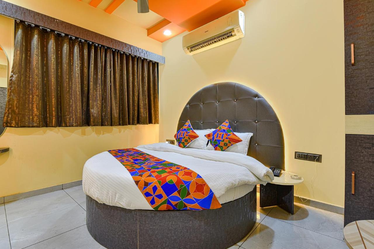 Fabhotel Max Hotel