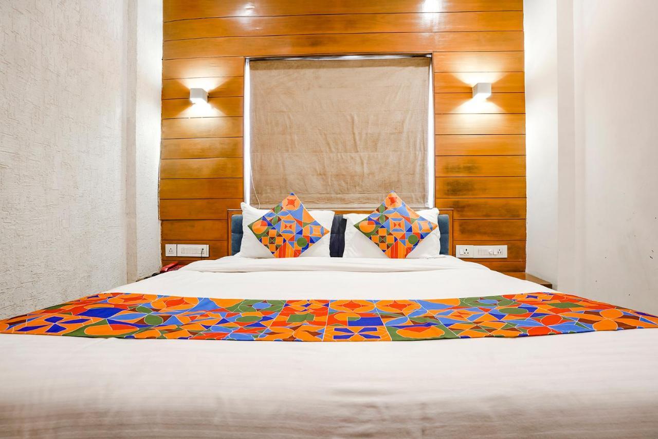 Fabhotel Kyra - Near Airport Road Hotel 4*