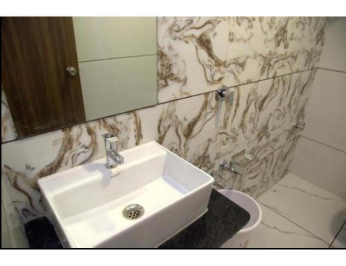 Leisure, Homestay