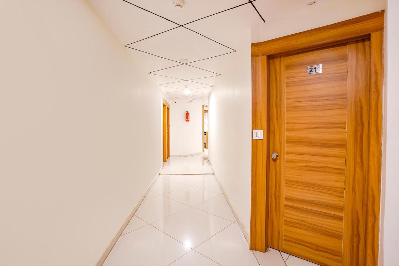Fabhotel Silver