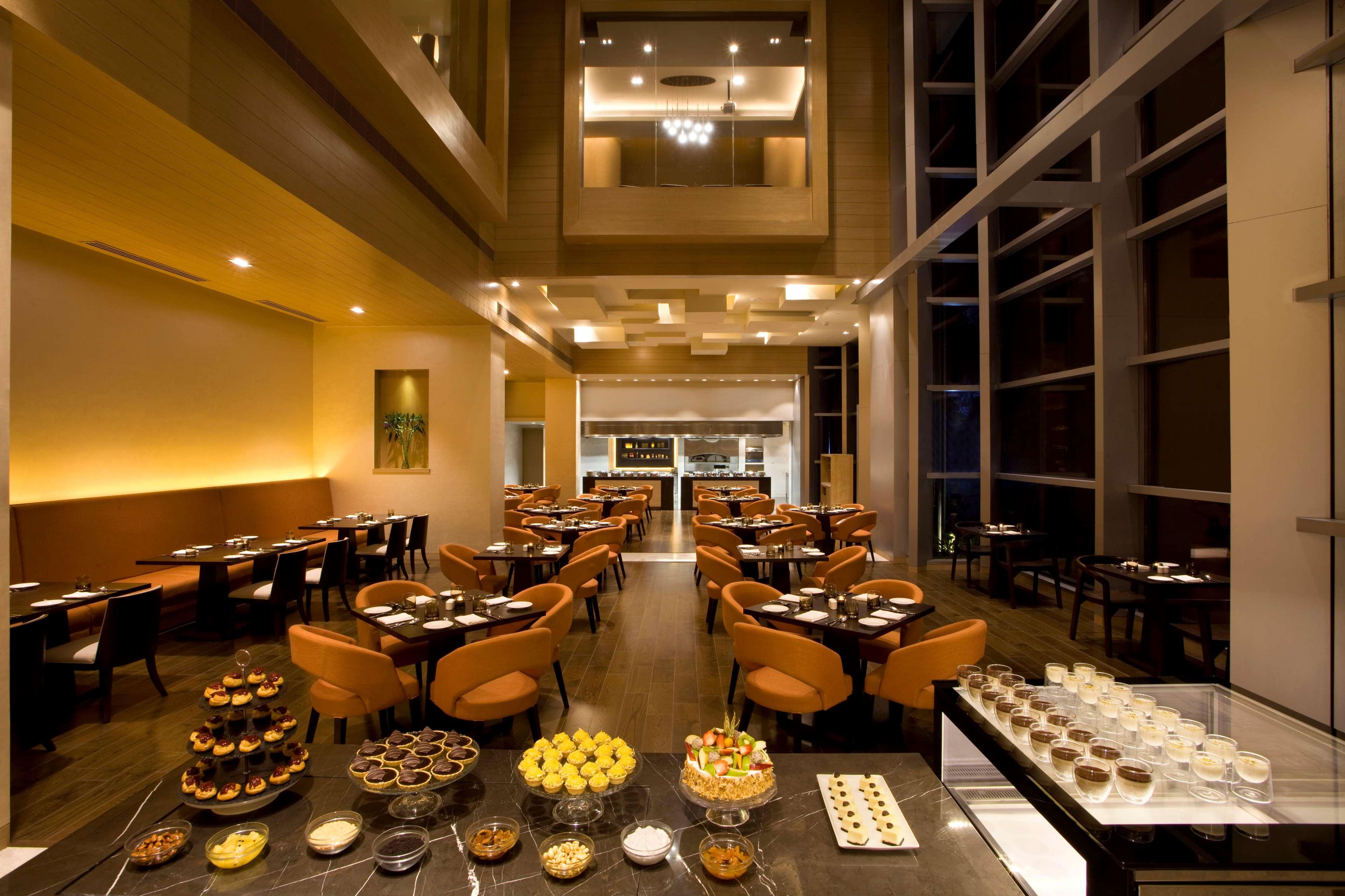 Hyatt Regency Hotel 5*