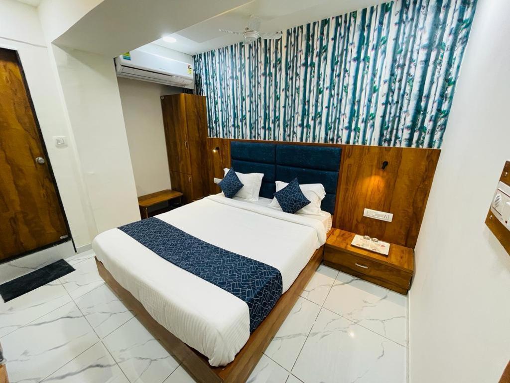 Guest house Lemon Gota Ahmedabad