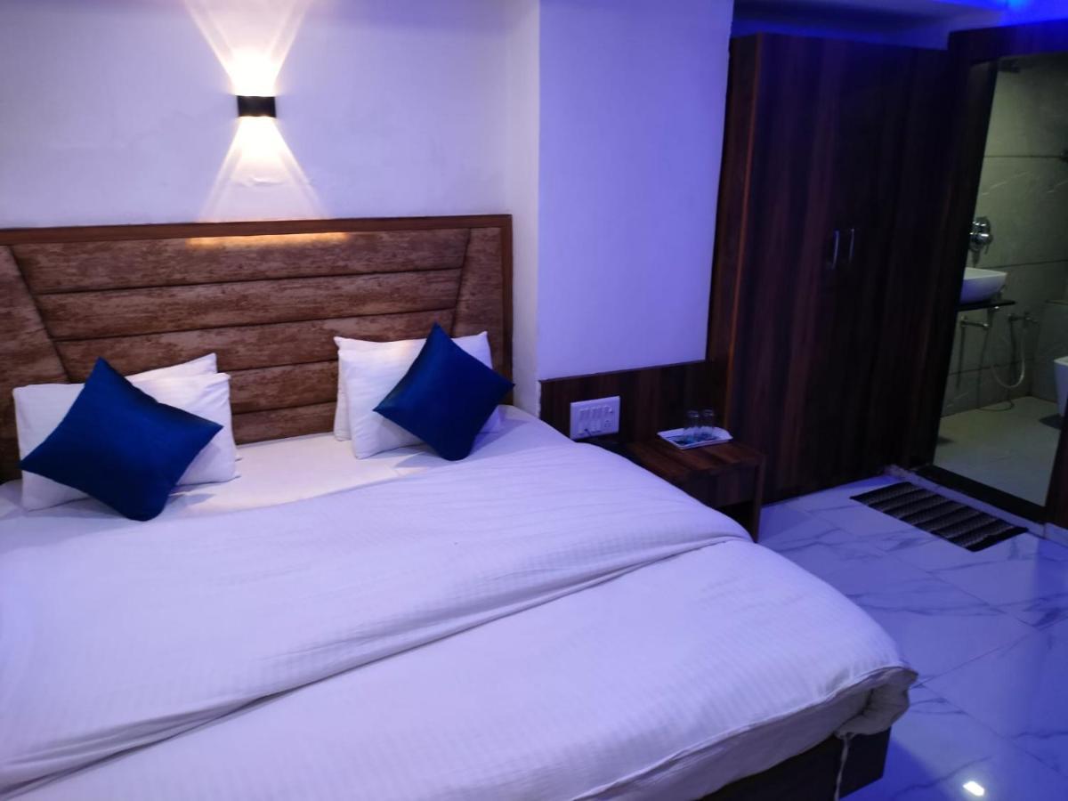 Ozone,ahmedabad Hotel