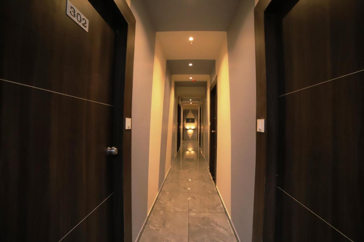 Hotel Surya 2*