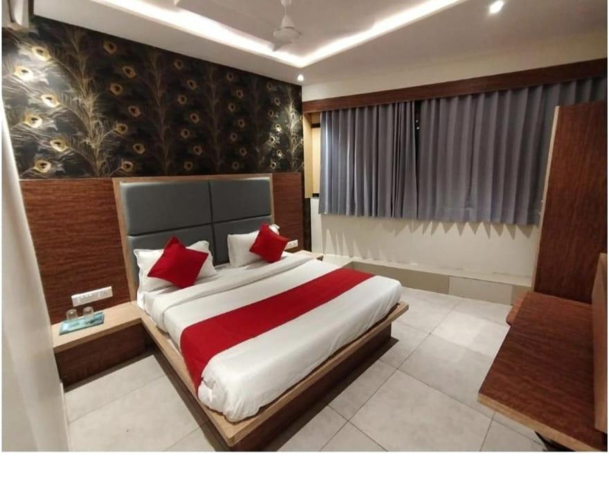 Privilege Hotel