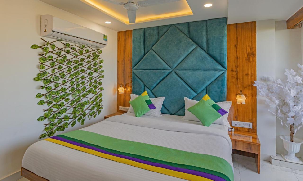 Treebo Plaza 3*
