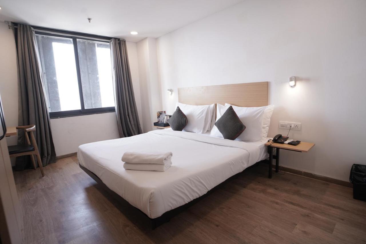Hotel Sunflare 3*