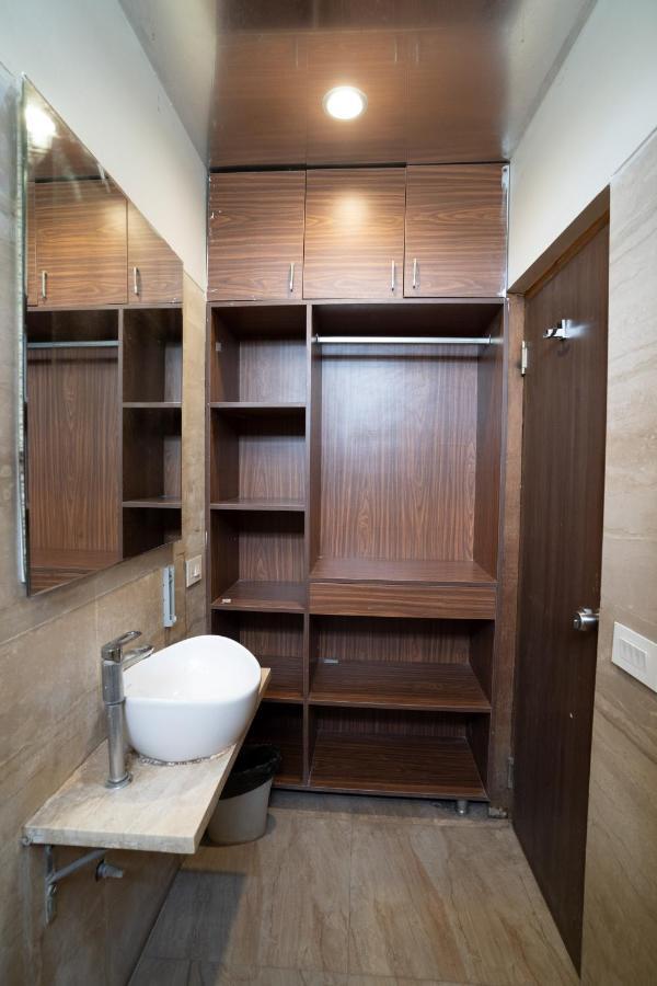 Hotel Kyra Manage By Kavya Hotels. Ahmedabad