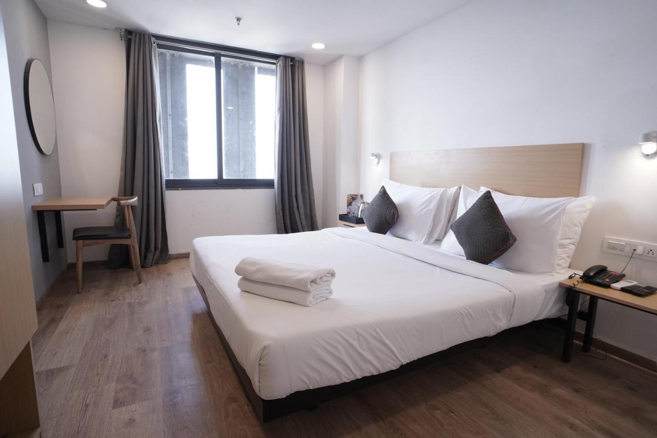 Hotel Sunflare Ahmedabad