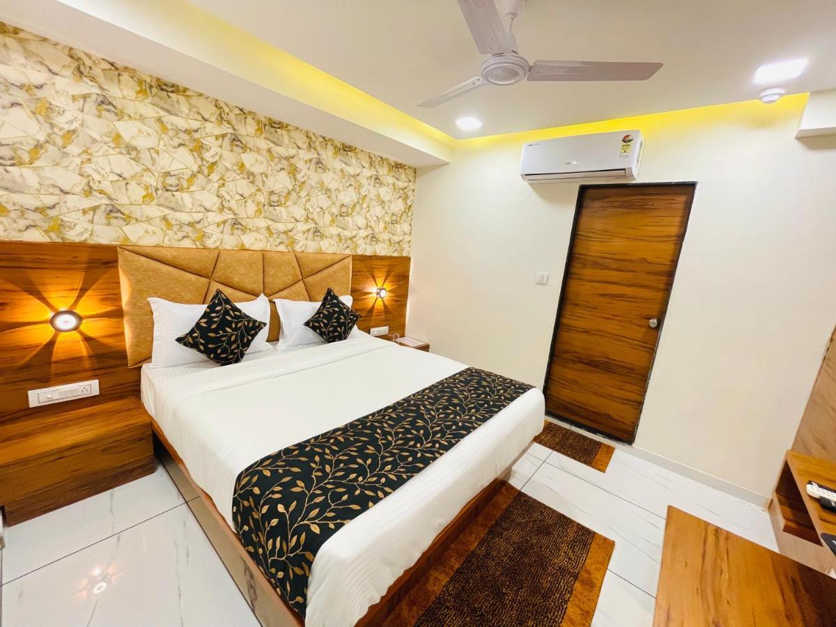 Hotel Avenue Plaza 3*