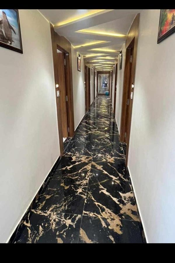 Paragon 3* Ahmedabad