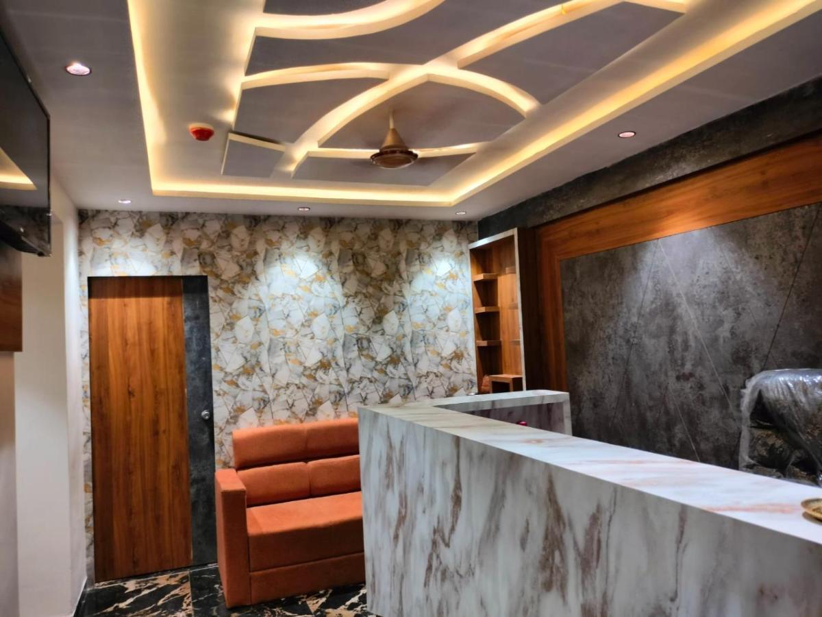 Hotel Paragon 3*