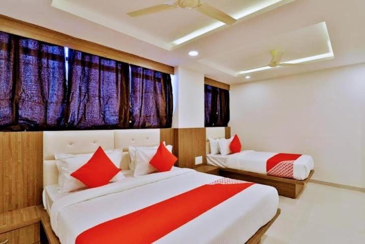 Pathik Hotel Ahmedabad