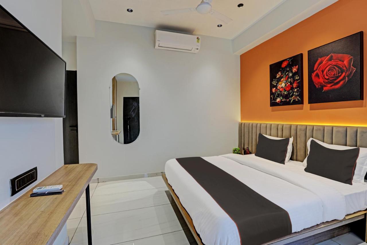 Hotel Lee Platinum Ahmedabad