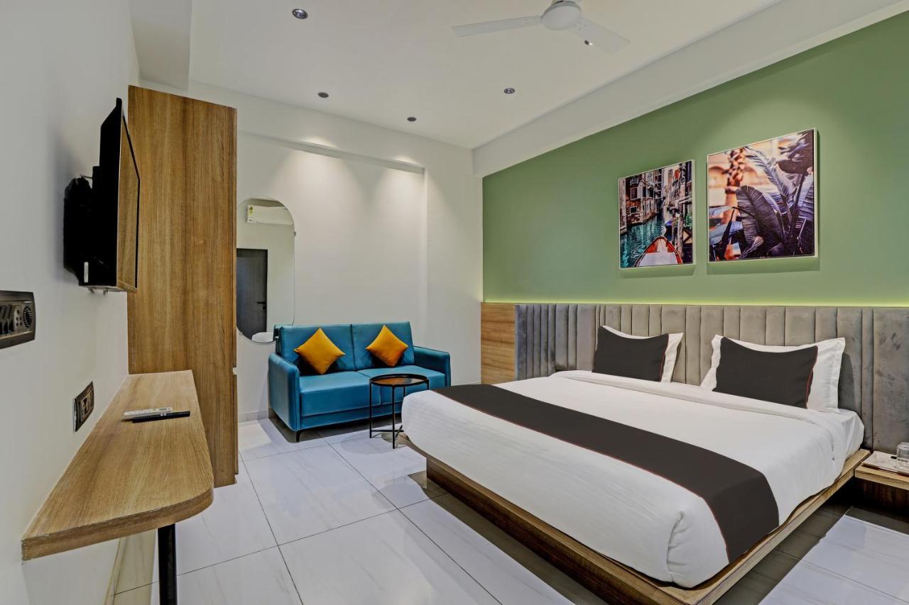 Lee Platinum Ahmedabad
