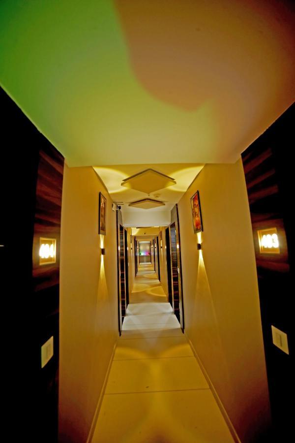 Hotel Surya 3*