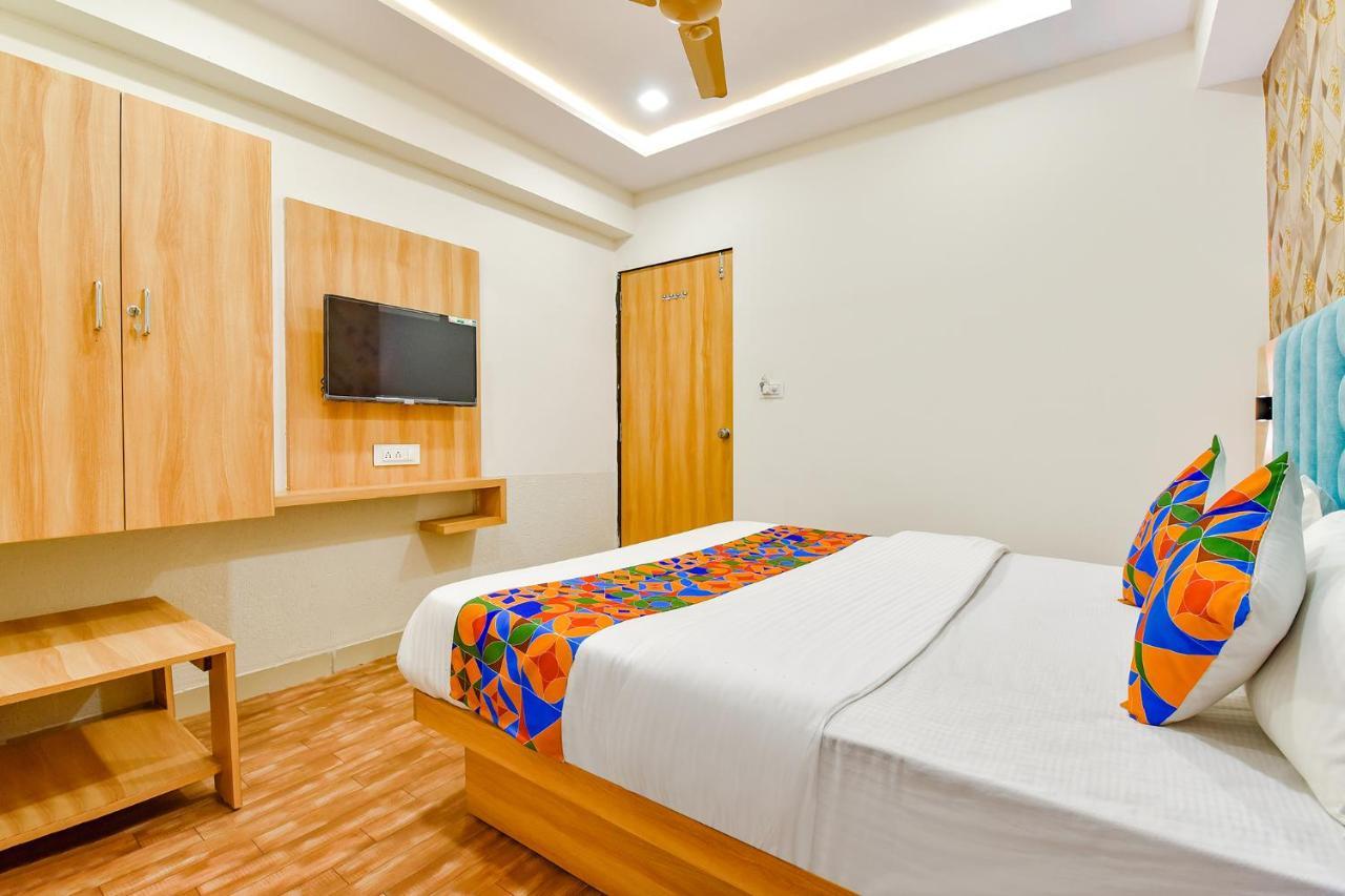 Fabhotel Matrix Hotel Ahmedabad