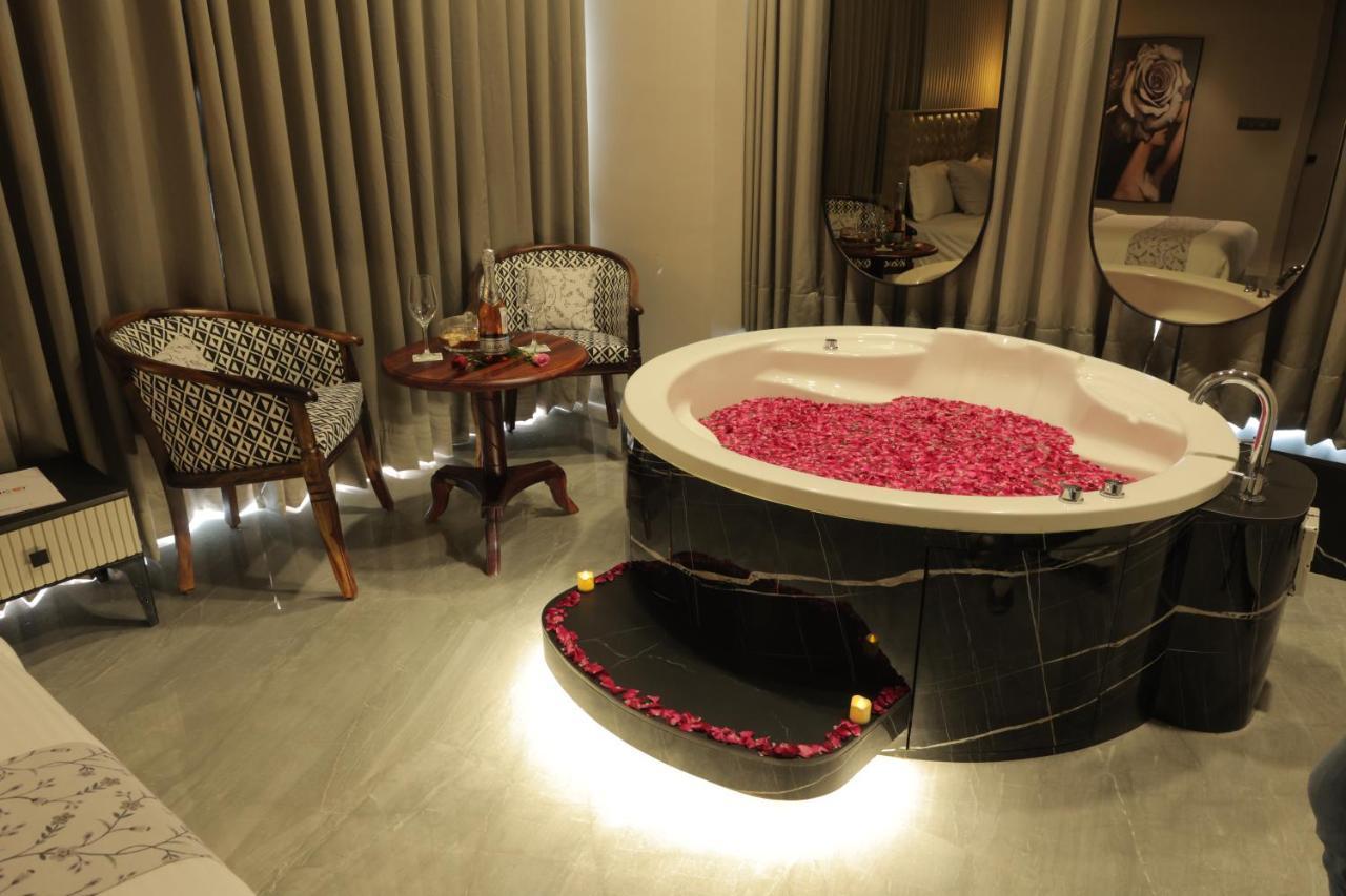Hotel Apricot Motera