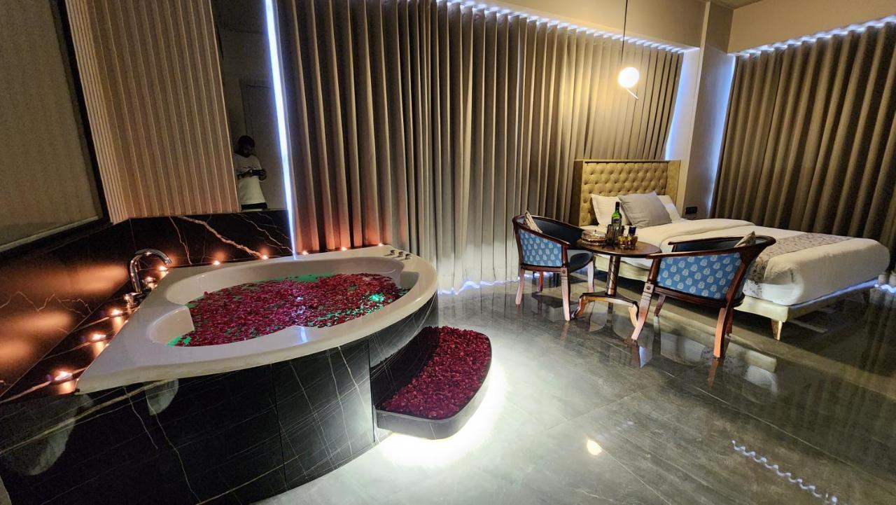 Hotel Apricot Motera 3*