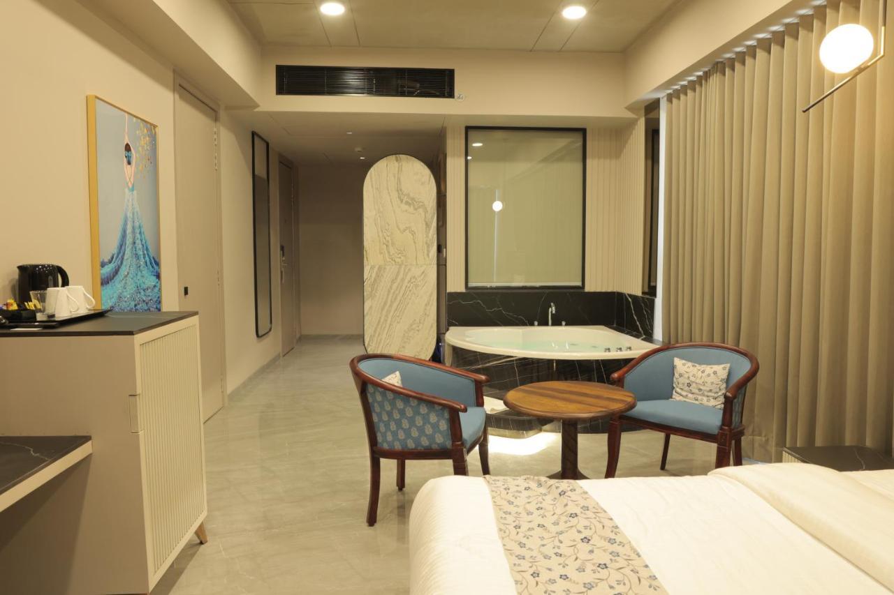 Apricot Motera Hotel Ahmedabad