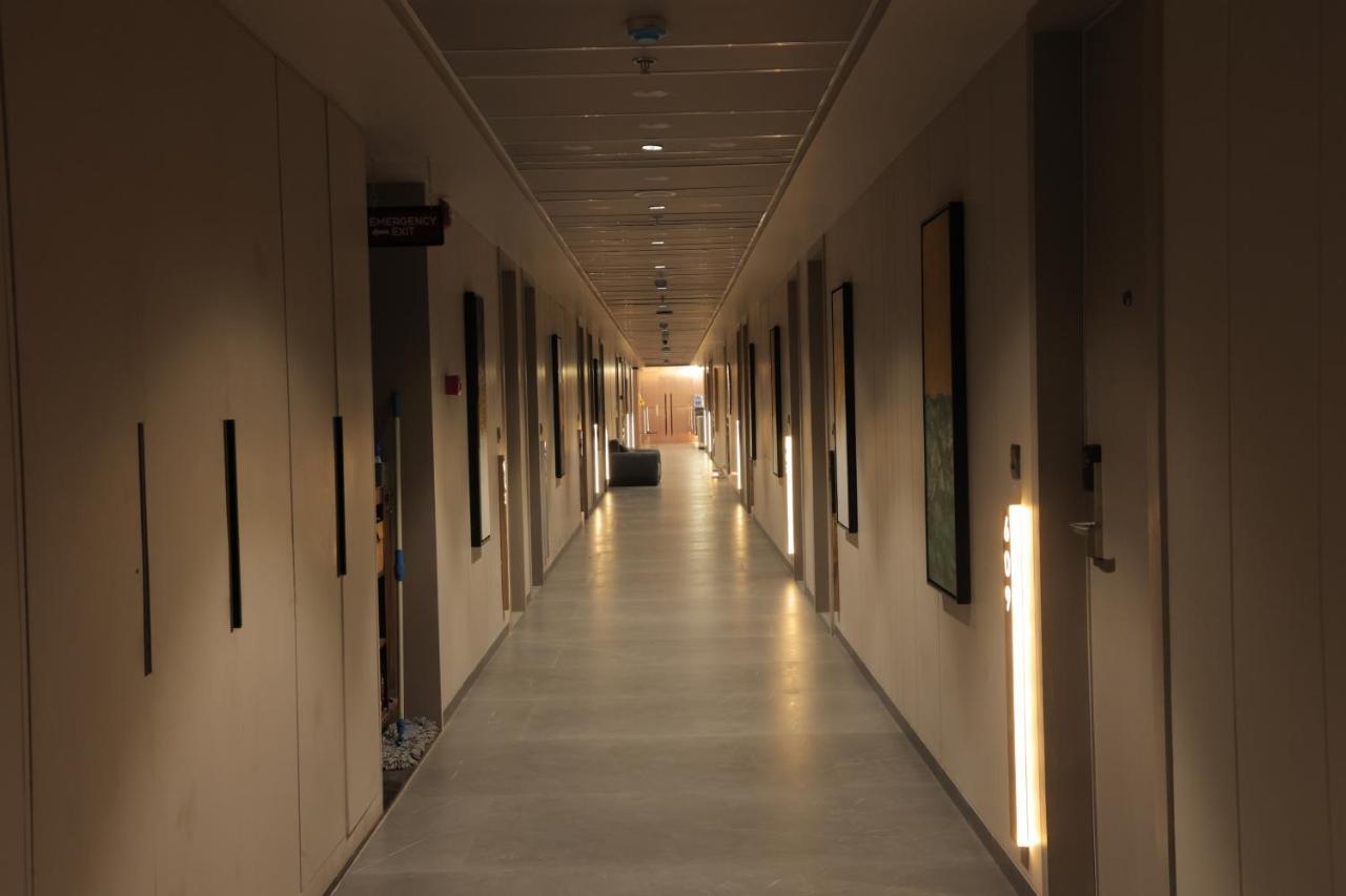Hotel Apricot Motera Ahmedabad