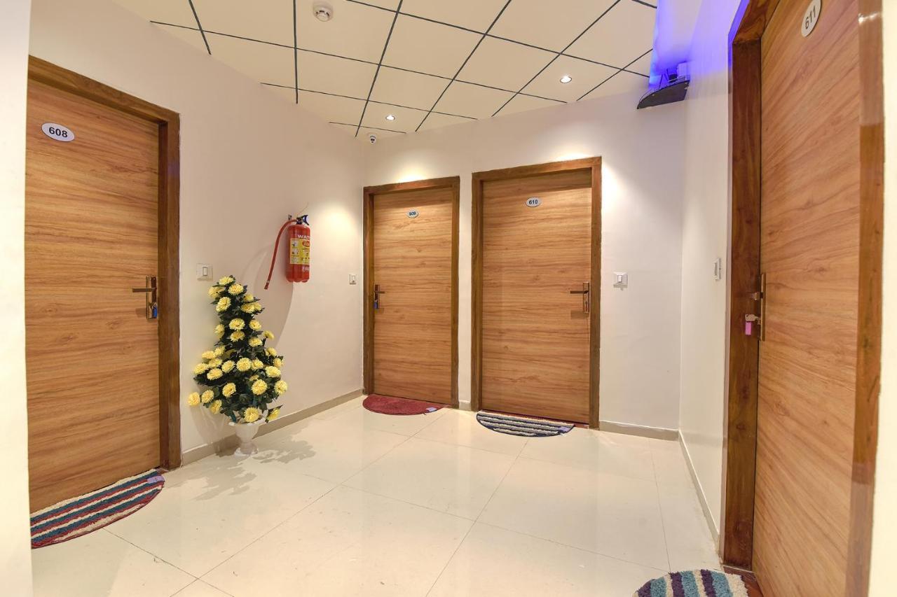 Hotel Fabhotel Dev Palace Ahmedabad