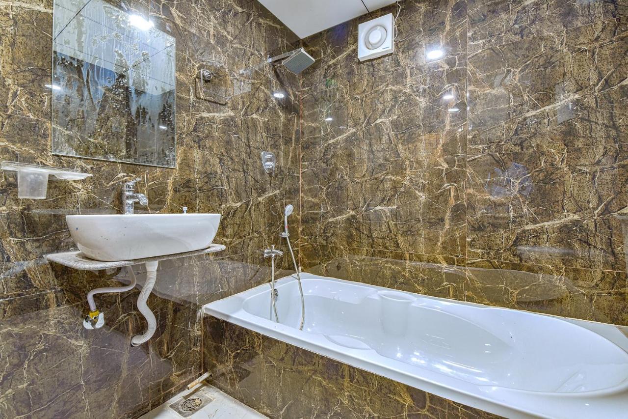 Hotel Fabhotel Dev Palace 3*