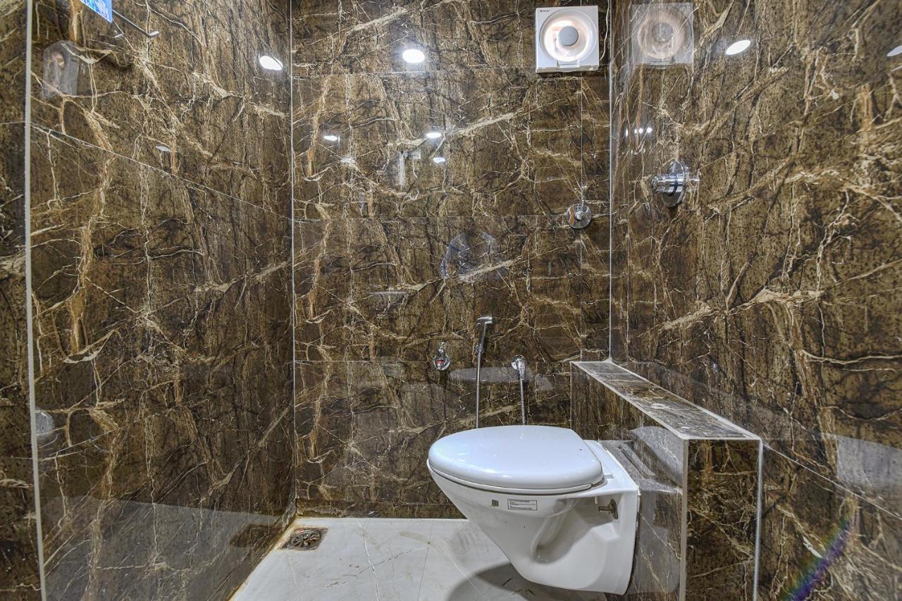 Hotel Fabhotel Dev Palace 3*