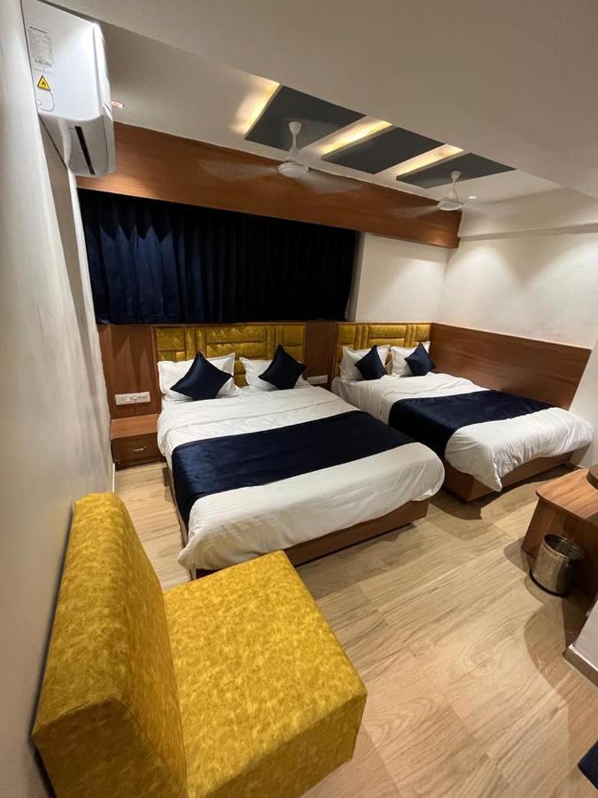 Palak Hotel 3*