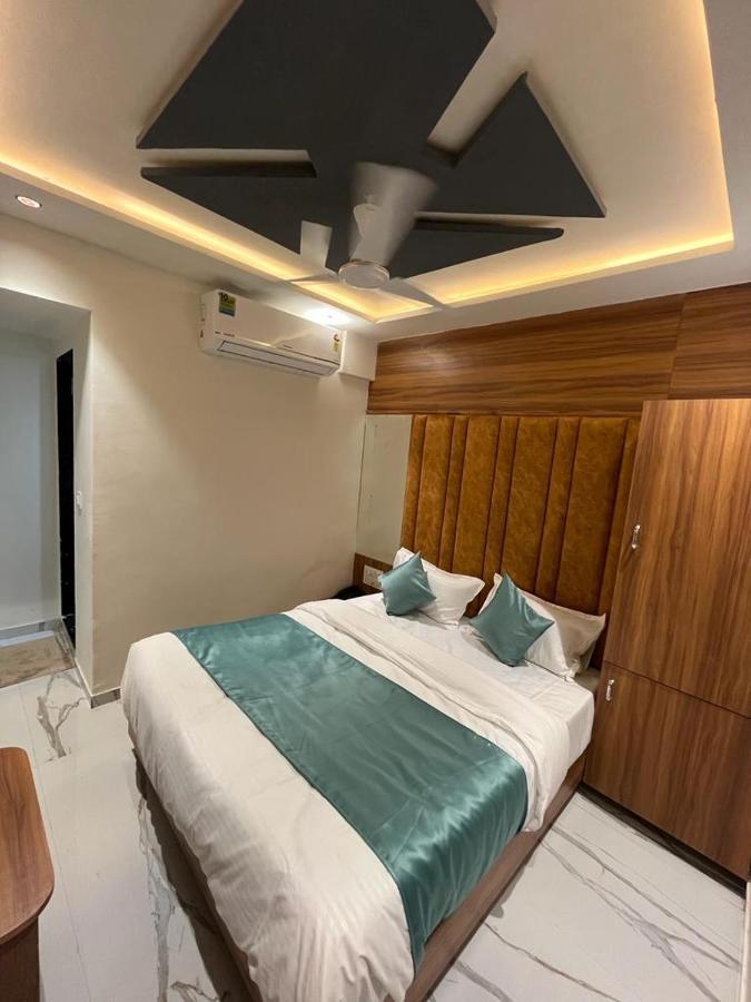 Palak Hotel