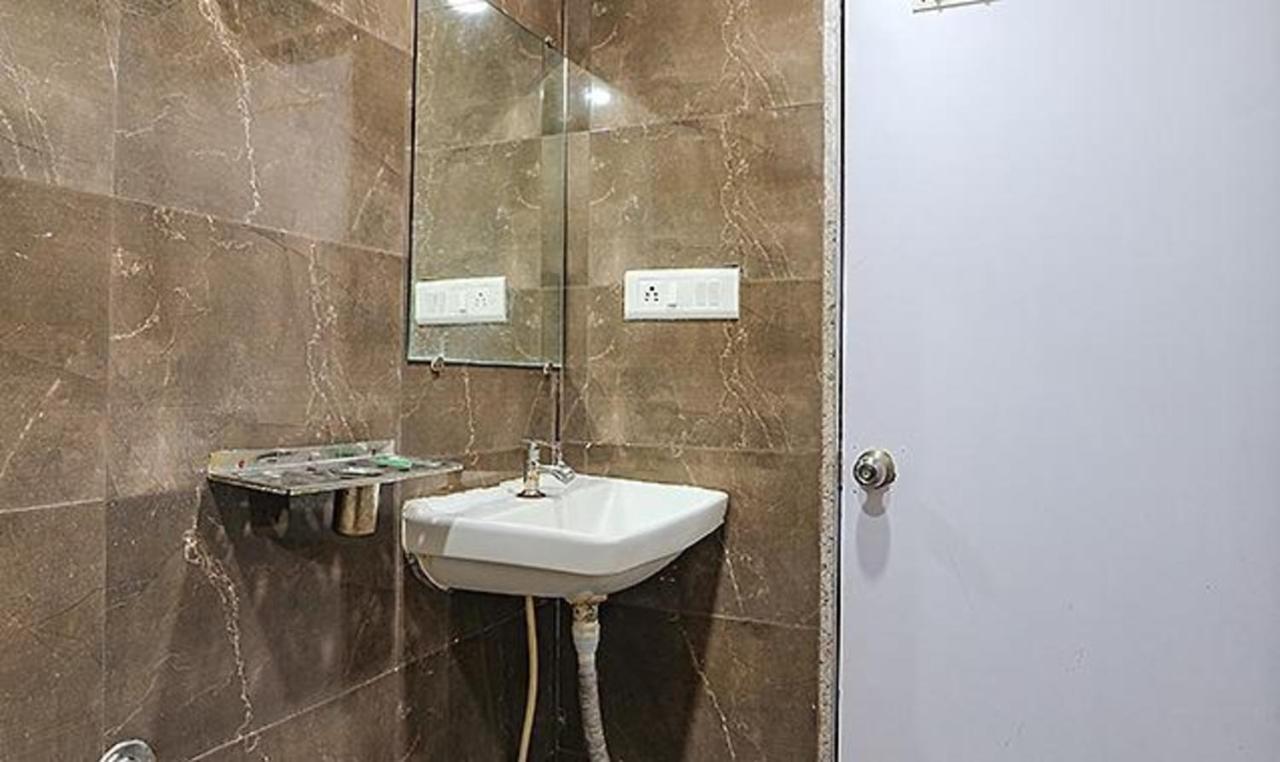 Fabhotel The Heaven Hotel Ahmedabad