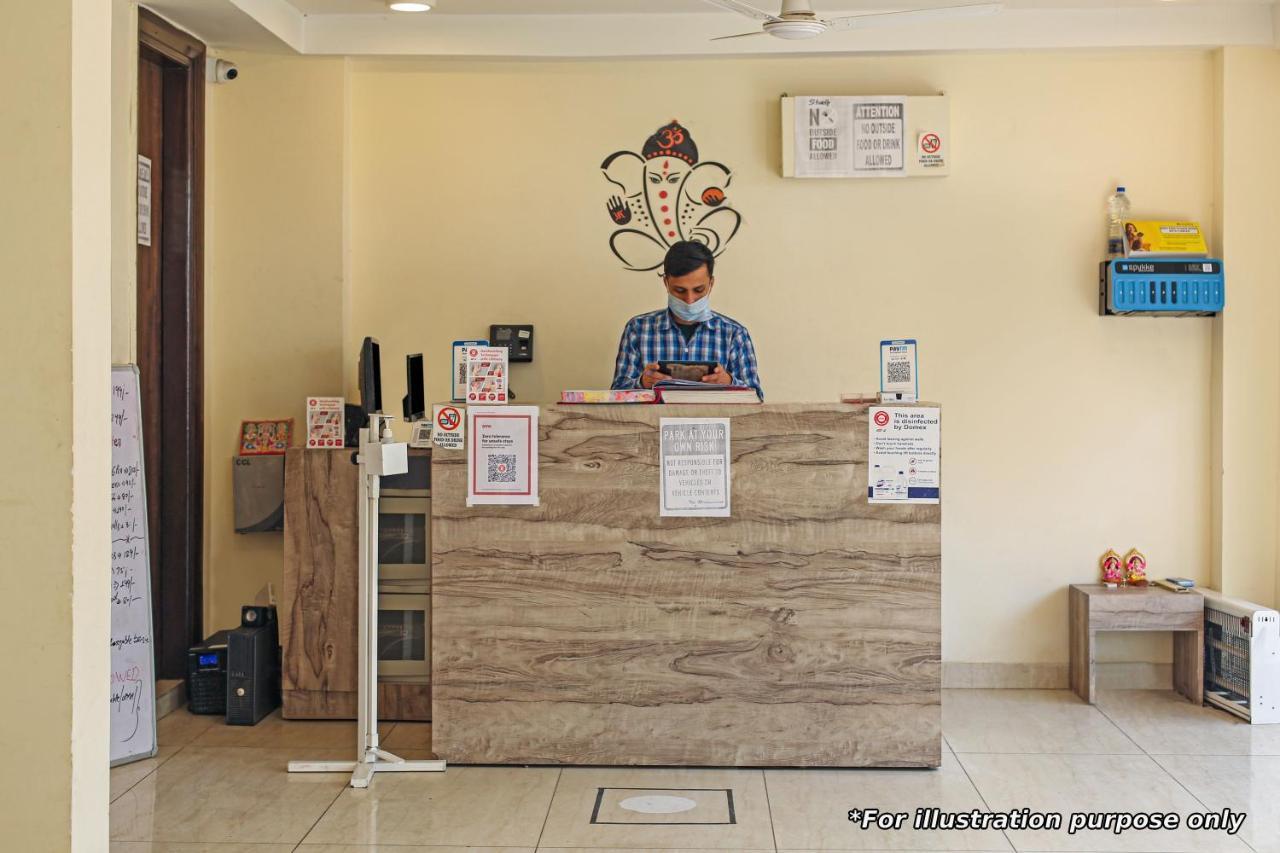 Oyo Flagship 81508 Gk Hotel 3*
