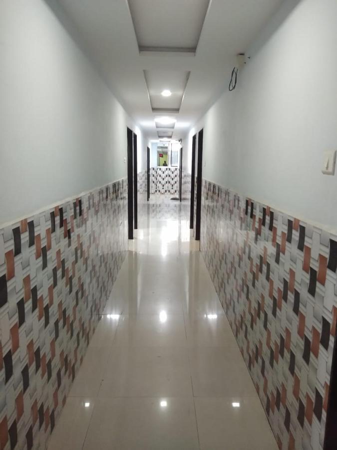 Shree Krishna Hotel Ahmedabad