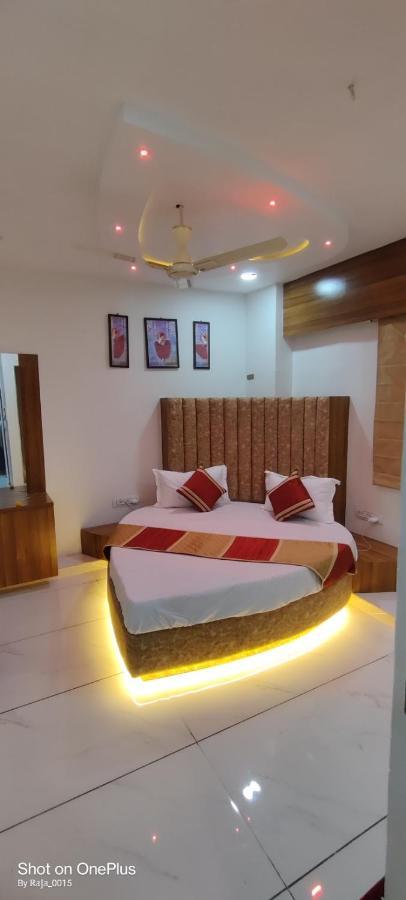 Lemon Hotel Ahmedabad