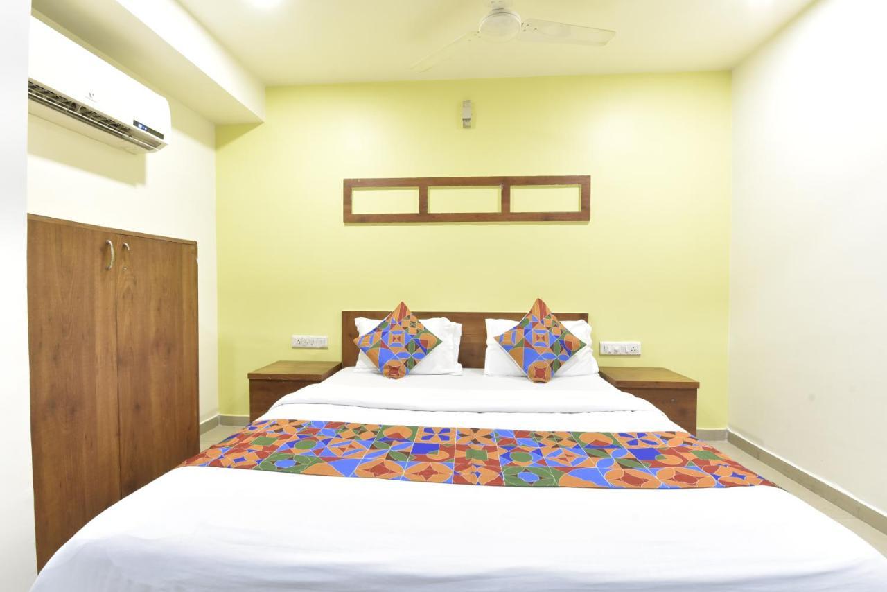 Gold Leaf Guest house Ahmedabad