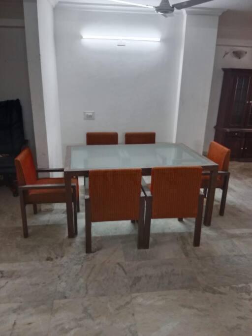 Ideal For Families And Friends Apartment *