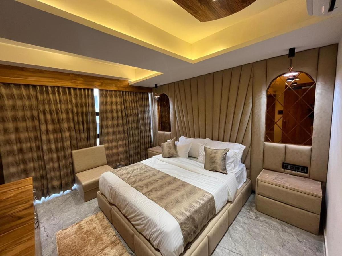Pelican Hotel 3*