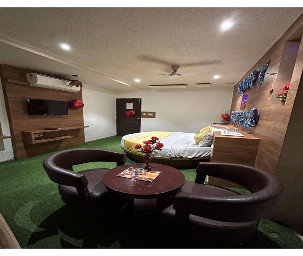 Guest house Shrimad Motera Ahmedabad