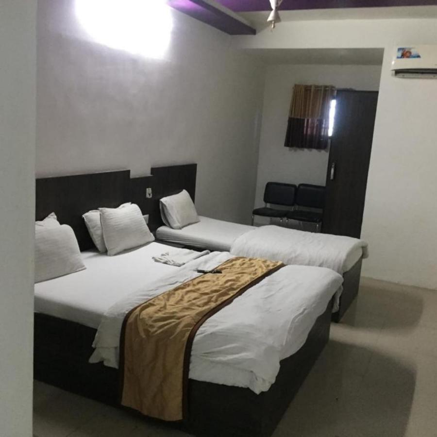 Long Hotel Ahmedabad