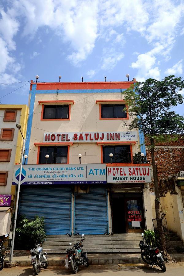 Satluj Hotel