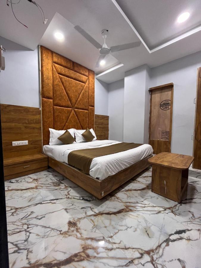 Krishna Hotel
