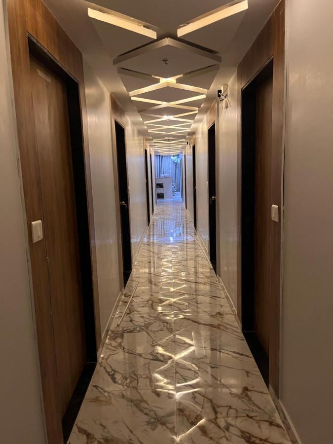 Krishna Hotel Ahmedabad