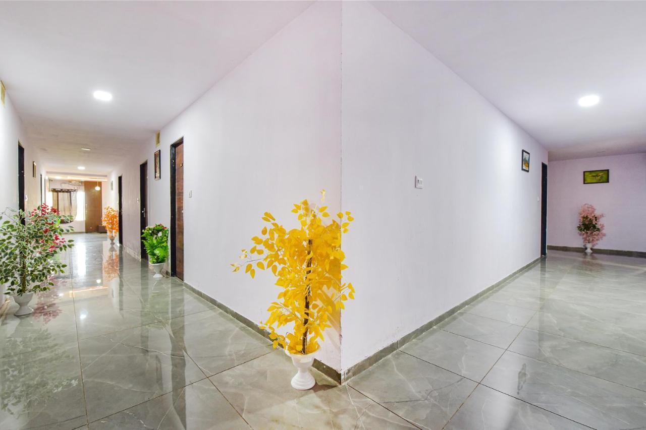 Fabhotel Vishwa Palace Hotel Ahmedabad