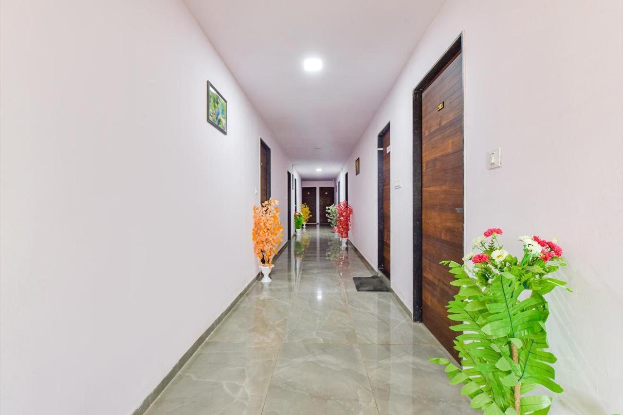 Fabhotel Vishwa Palace Hotel 3*