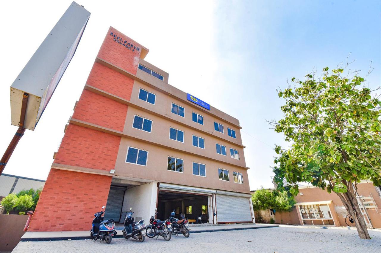 Fabhotel Vishwa Palace Hotel Ahmedabad
