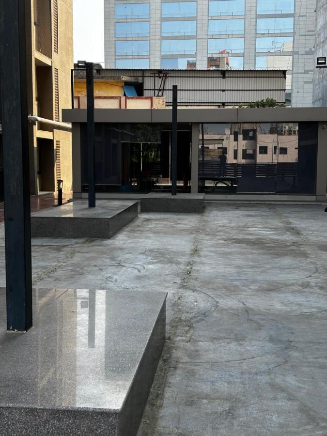 Apartment River Front *