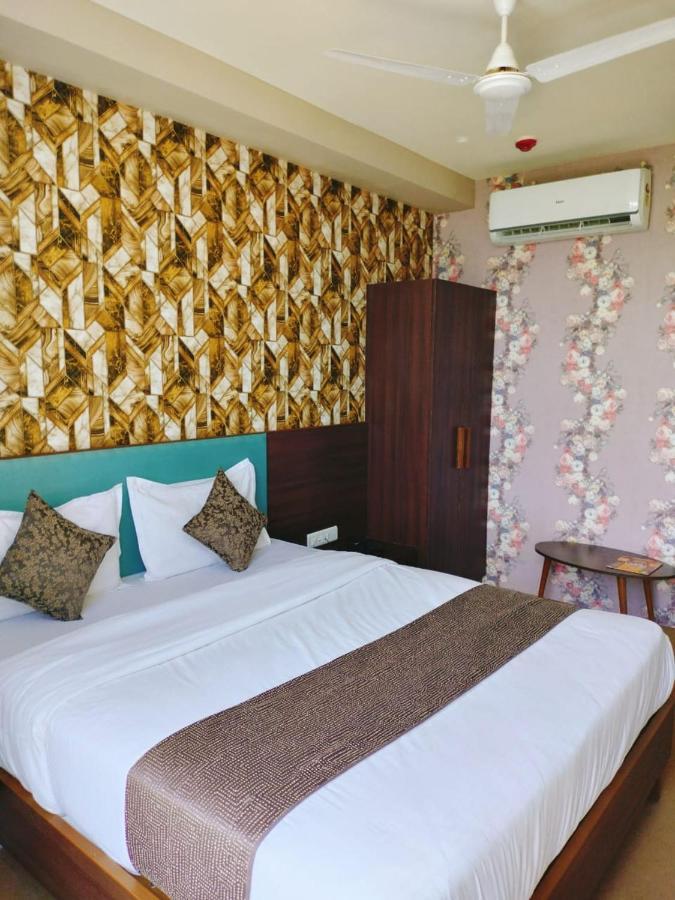 Vibes Hotel 2*